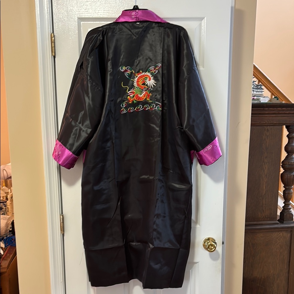 Satin Black & Pink Embroidered Dragon & Floral Lantern Reversible Robe